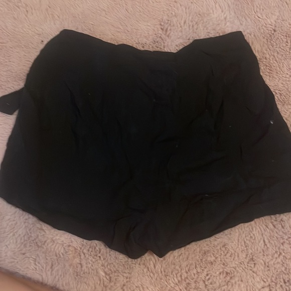 skort - Picture 2 of 2